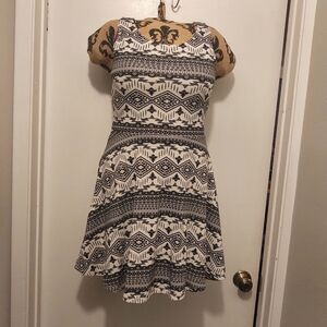 H&M Monochrome Geometric Mini Dress